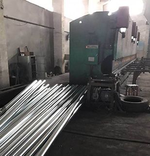 太陽能路燈廠家之間價(jià)格